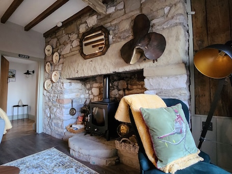 Cottage | Living area | Fireplace. 3 Penllan Cottages