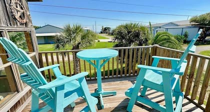 GENTLE BREEZE is Close to Beach in POC