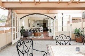 تناول الطعام