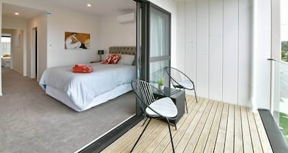Ocean View Retreat - Stay Orewa
