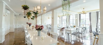 Calinton Hotel