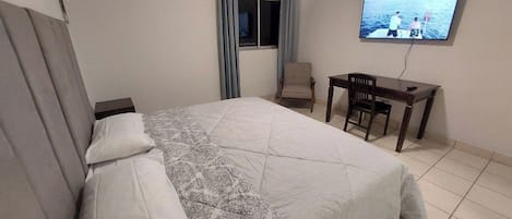 1 Schlafzimmer, Schreibtisch, kostenloses WLAN, Bettwäsche