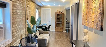 Charming retreat w/fireplace 