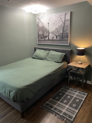 1 chambre, fer et planche à repasser, Wi-Fi gratuit, draps fournis