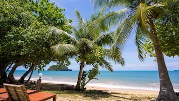Superior Room, 1 King Bed, Air conditioning, Sea View