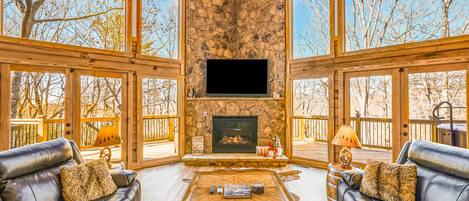 Télévision, cheminée