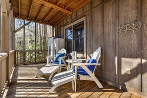 Property grounds - Private mountain home with mtn views, hot tub, firepit, decks, grill & fireplace (Banner Elk)