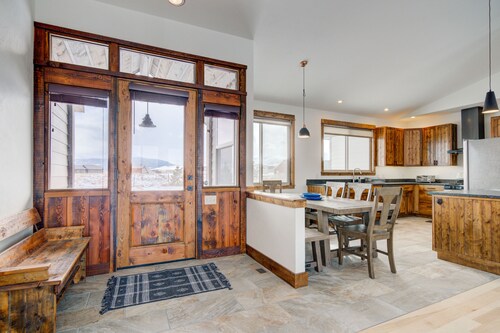 Montana Skies, Livingston, MT! Skiing / Fishing / Yellowstone!