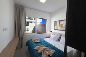 5 chambres, fer et planche à repasser, Wi-Fi, literie fournie