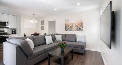Newly Reno`d 2 bdrm Kitsilano Centrally Located