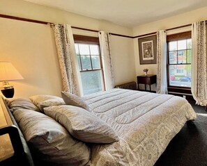 5 chambres, bureau, Wi-Fi gratuit, draps fournis