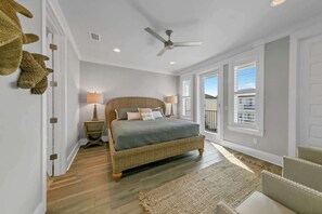 4 quartos, ferros/tábuas de passar roupa, Wi-Fi de cortesia