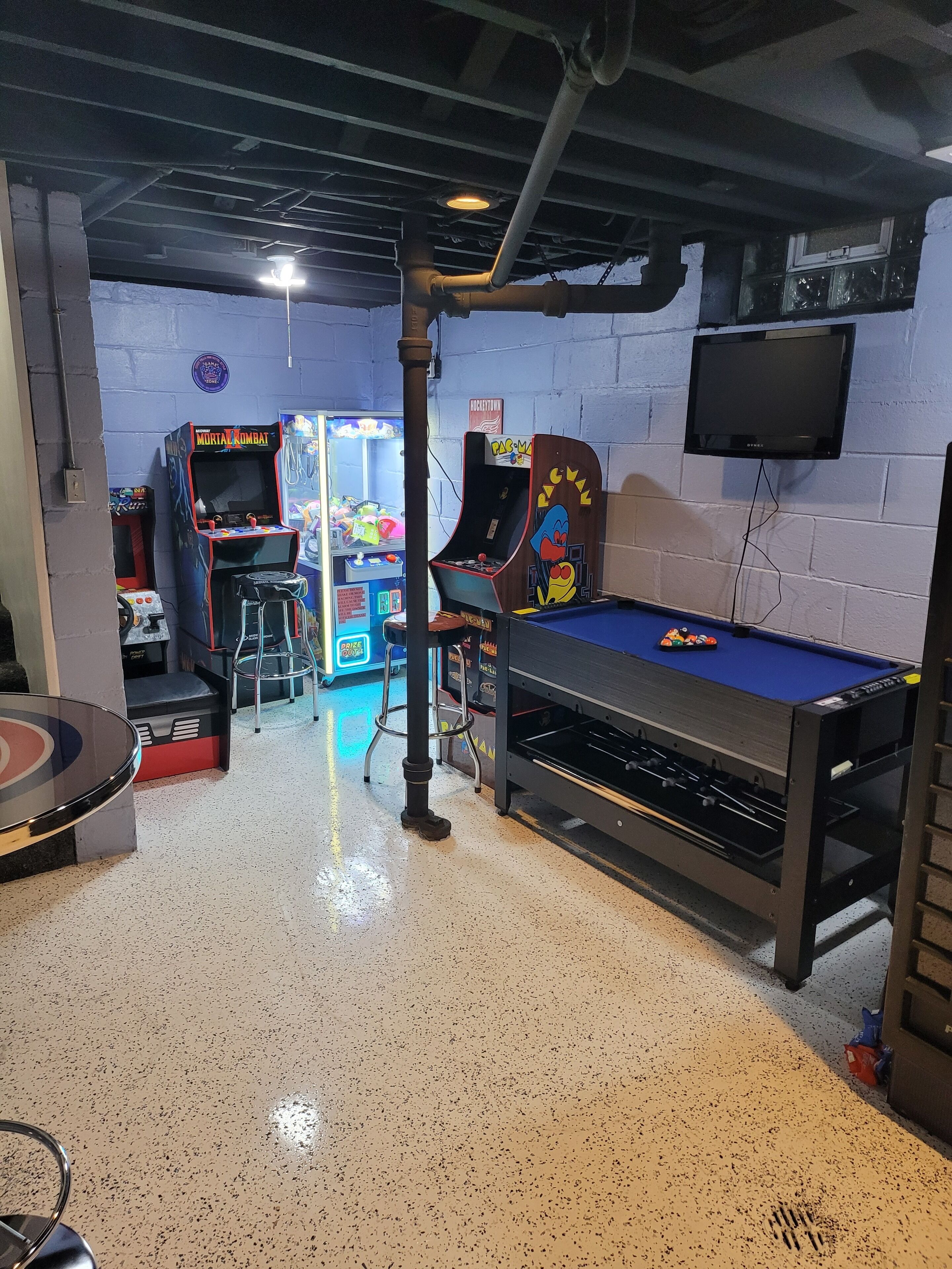 Spielezimmer