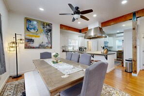 Dining - Relaxing river-view home with private patio, grill, covered balcony, & W/D (Hood River)