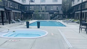 Outdoor pool, a heated pool