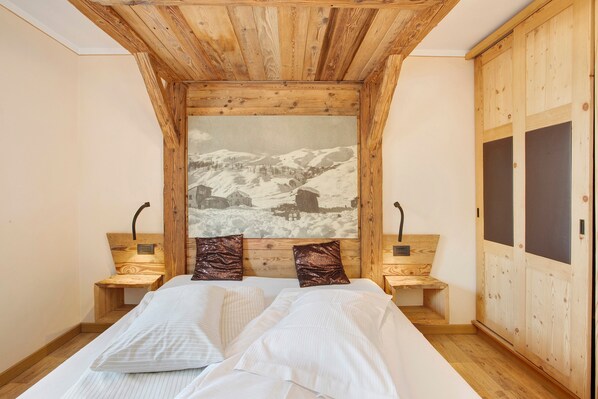 2 bedrooms, free WiFi, bed sheets, wheelchair access