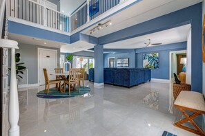 Unclassified image, 4 of 50, button