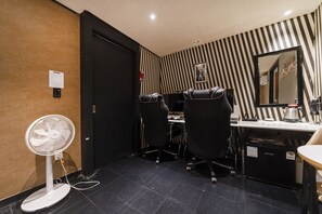 Premium Double Room (Couple PC) | Individually decorated, individually furnished, desk, soundproofing - HOTEL LARIA (Suwon)