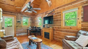 Smart TV, fireplace