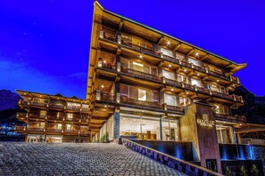 Exterior - Palchan Hotel & Spa, a member of Radisson Individuals (Manali)