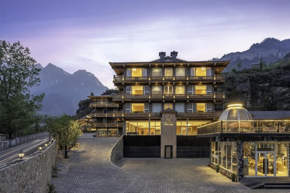 Exterior - Palchan Hotel & Spa, a member of Radisson Individuals (Manali)