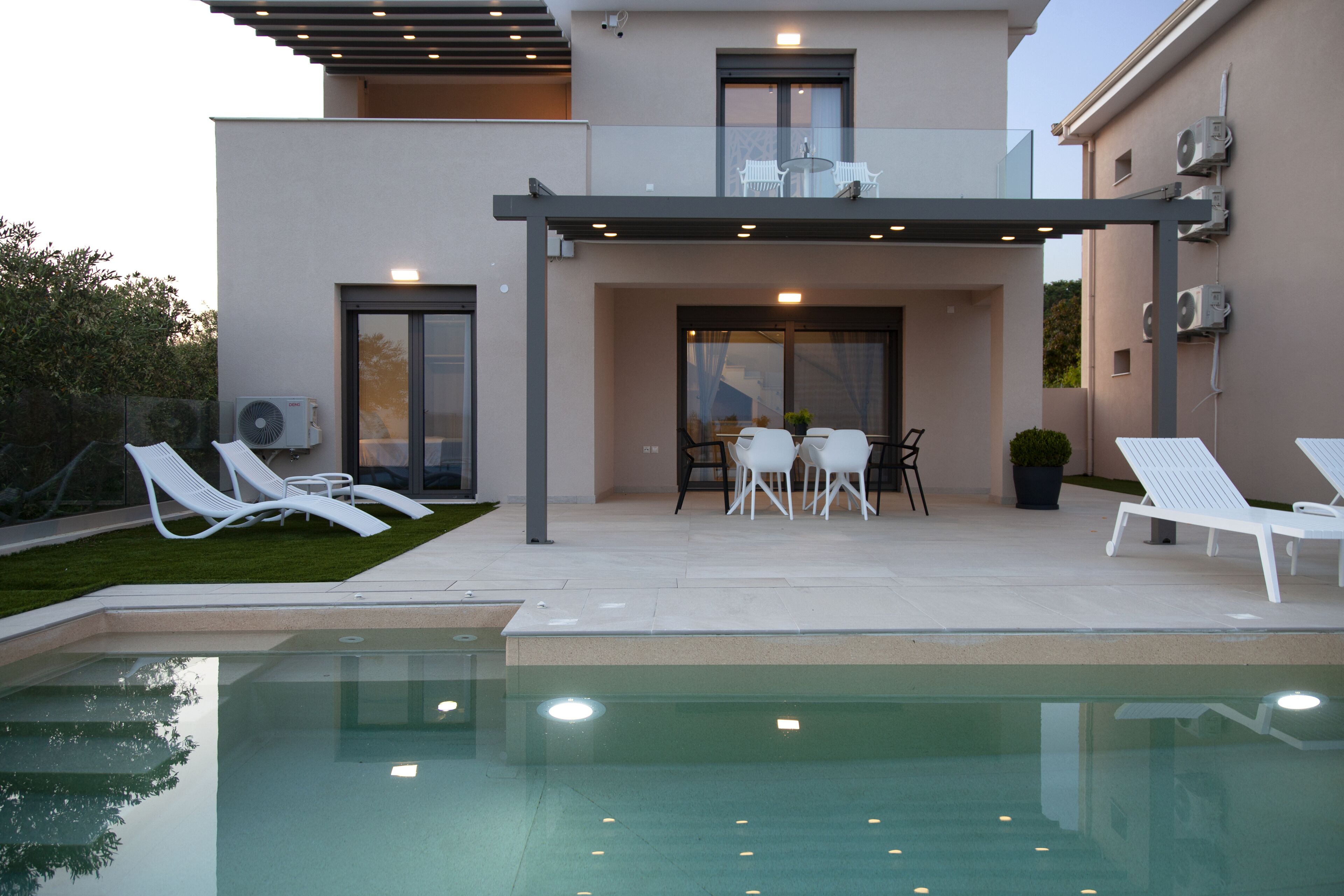 Utomhuspool