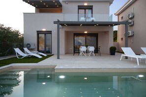 Piscina all'aperto