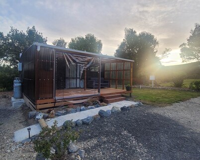 Whare Aio Peaceful, tranquil setting nestled in Porangahau village... 
