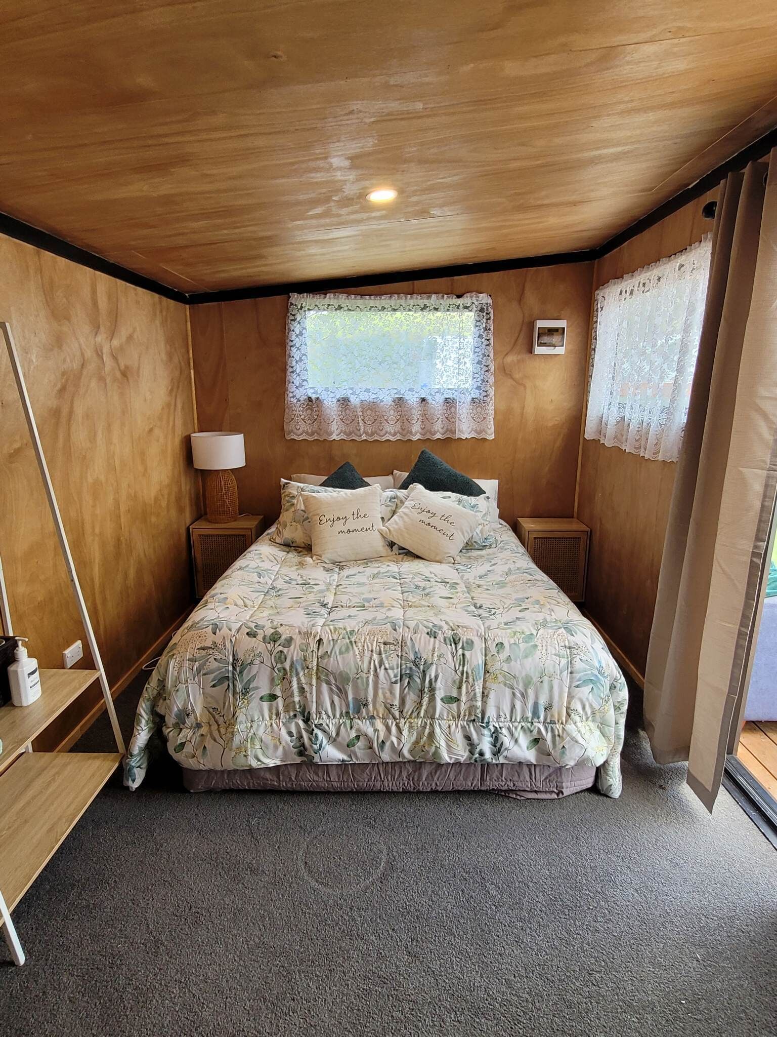 1 室のベッドルーム、ベッドシーツ