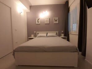 Kamar Double Standar | Wi-Fi gratis dan seprai linen
