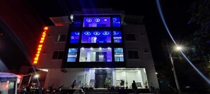 Front of property - iROOMZ S Silver Suites (Mysore)