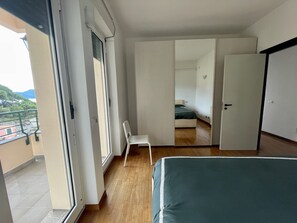 1 slaapkamer, een bureau, een strijkplank/strijkijzer, gratis wifi