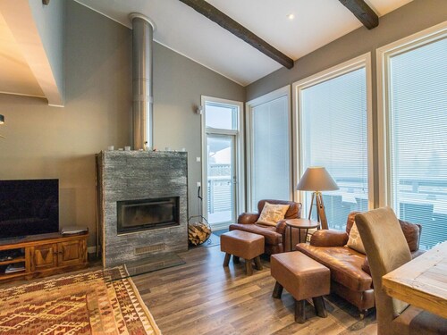 Holy peak by Interhome