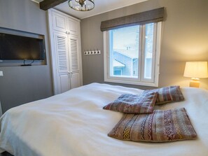 5 makuuhuonetta, internet