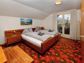 3 bedrooms, free Internet - Chalet Dori by Interhome (Interlaken)