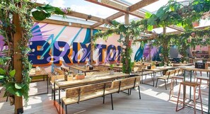 Apartment, 1 Queen Bed | Property grounds - Charming Luxury Holiday Stay in Beautful Location (London)