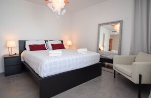 3 bedrooms, iron/ironing board