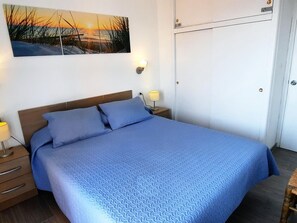 2 bedrooms