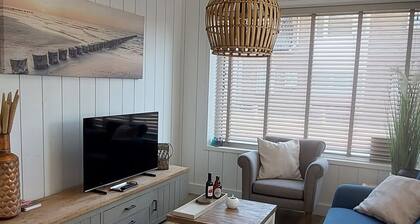 Top location! Next to the lighthouse, beach 50m SAND