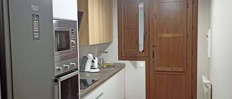 Oven
