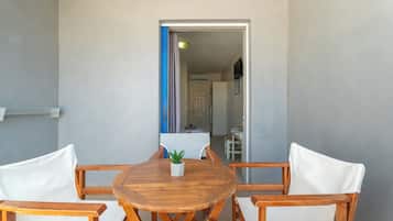 Basic Double or Twin Room | Terrace/patio