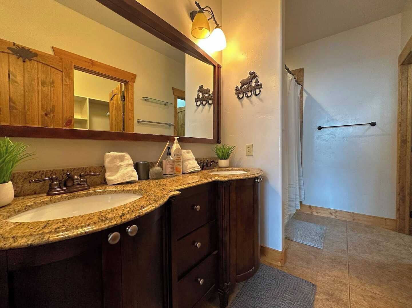 Hair dryer, towels