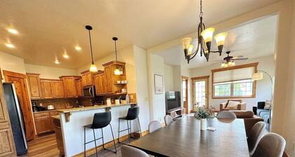 Modern Mountain Family Condo Near Grand Targhee + Driggs