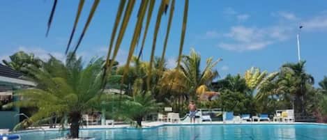 Piscine extérieure
