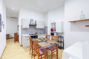 Shared kitchen - Alloggi Costantini (Rome)
