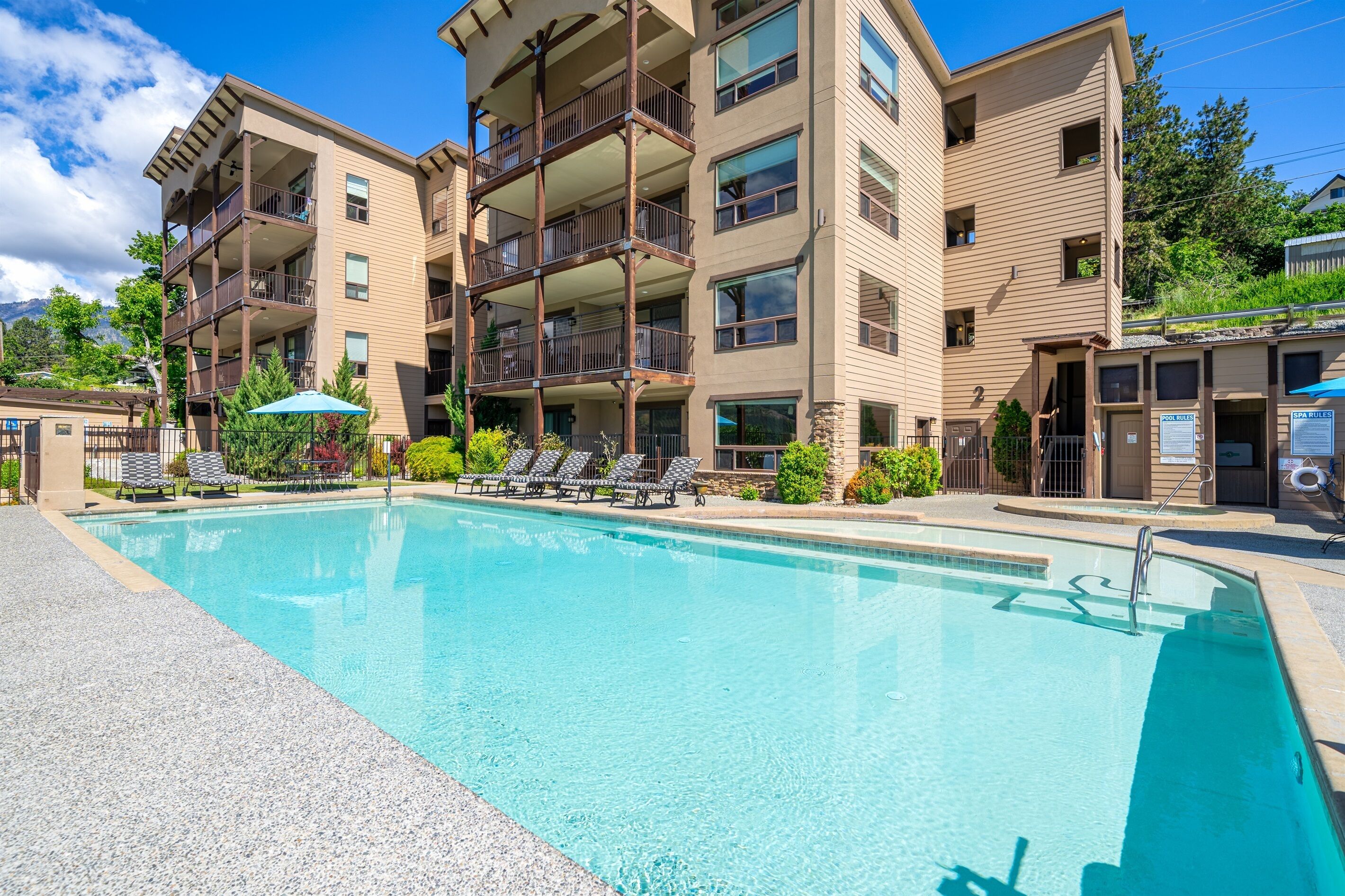 Breathtaking views, walk downtown-Manson Bay