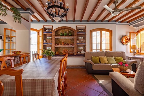 Casa Mora + Caminito del Rey (Ardales, Malaga)