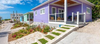 Seahorse Hideaway - Guana Cay, In the Settlement