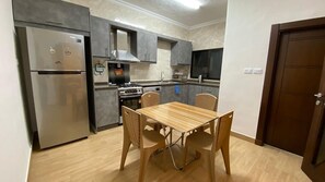 Dining - 2 bedrooms in the heart of Amman (Amman)