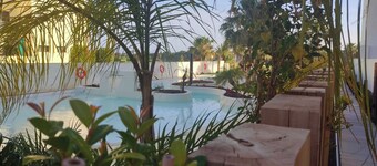 Comfort and exclusivity on the tropical coast